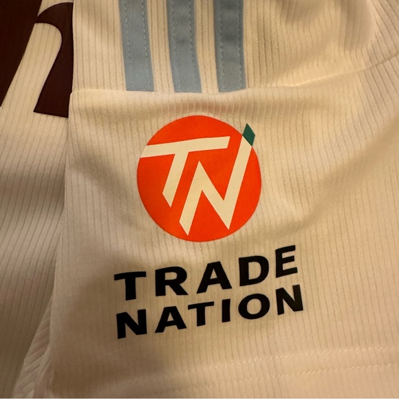 🔥TODAY ONLY🔥 Aston Villa Jersey - Picture 5 of 8